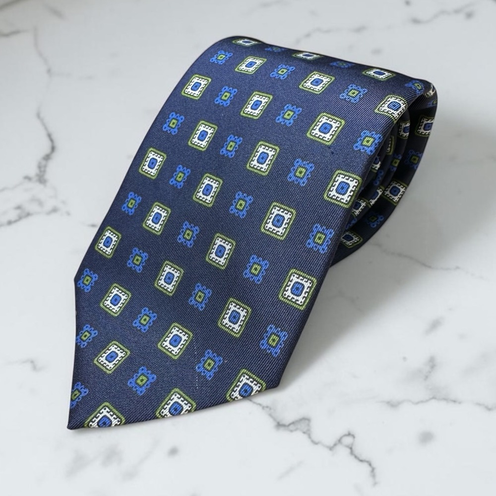 Valentino Mens Silk Tie Navy Blue Geometric Medallion Made in Italy 3.5 Inch